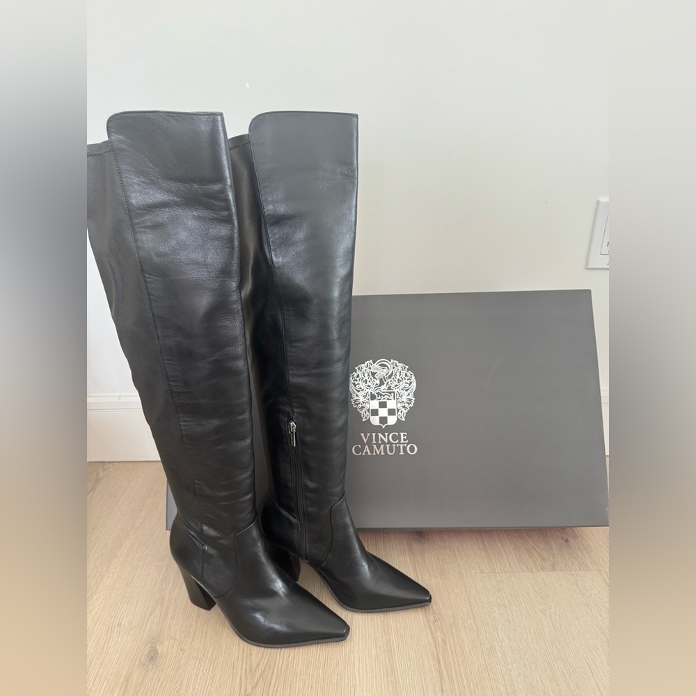 NWB Vince Camuto Demerri Heeled Boots